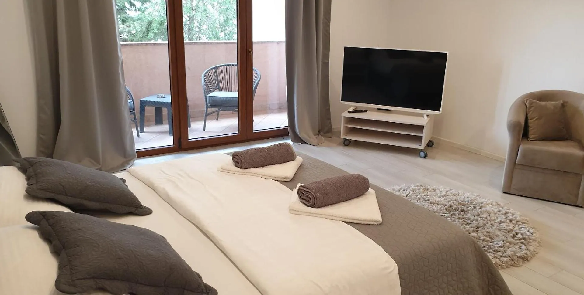 פולה Romantic Apartment Rohreggerova קרואטיה